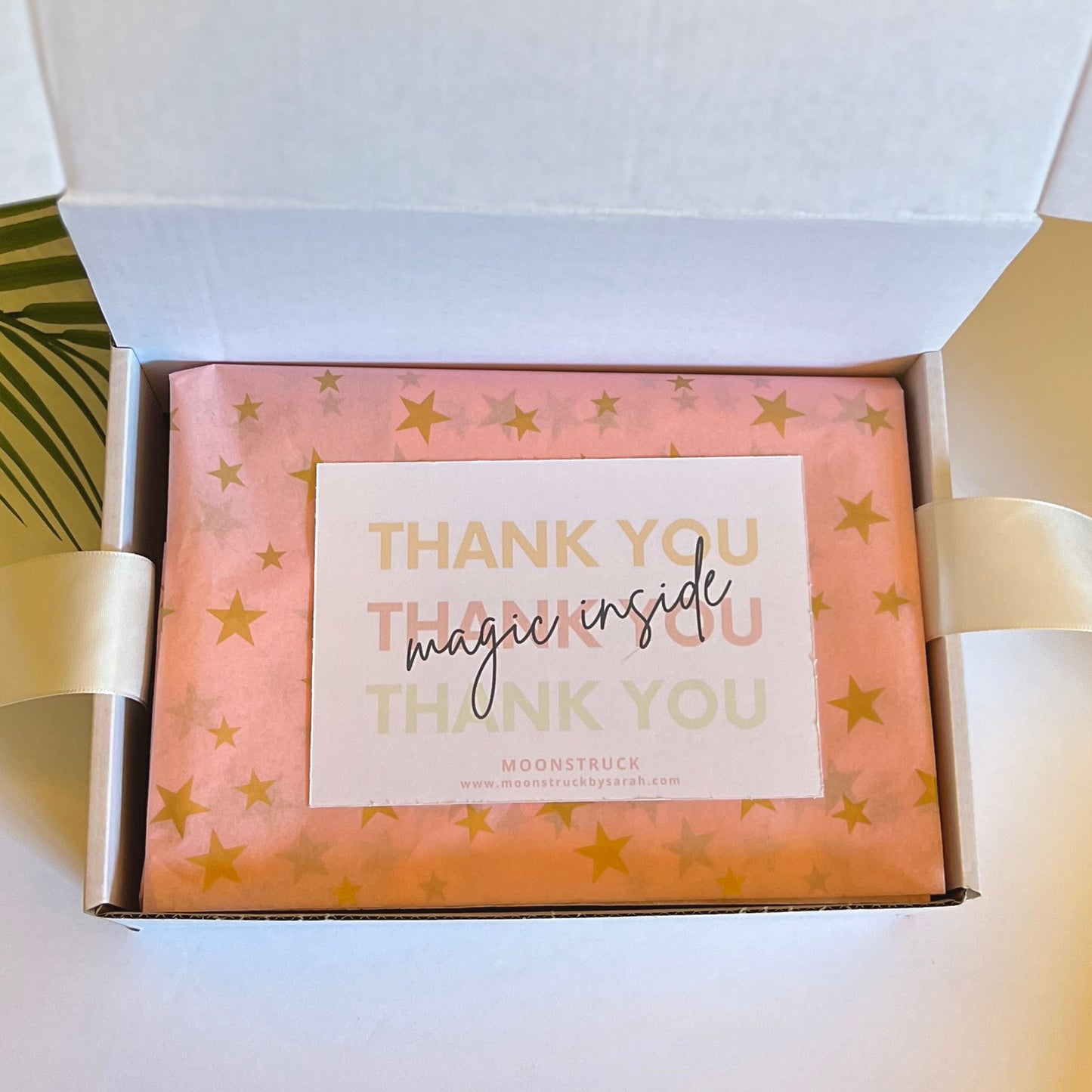 LEO GIFT BOX