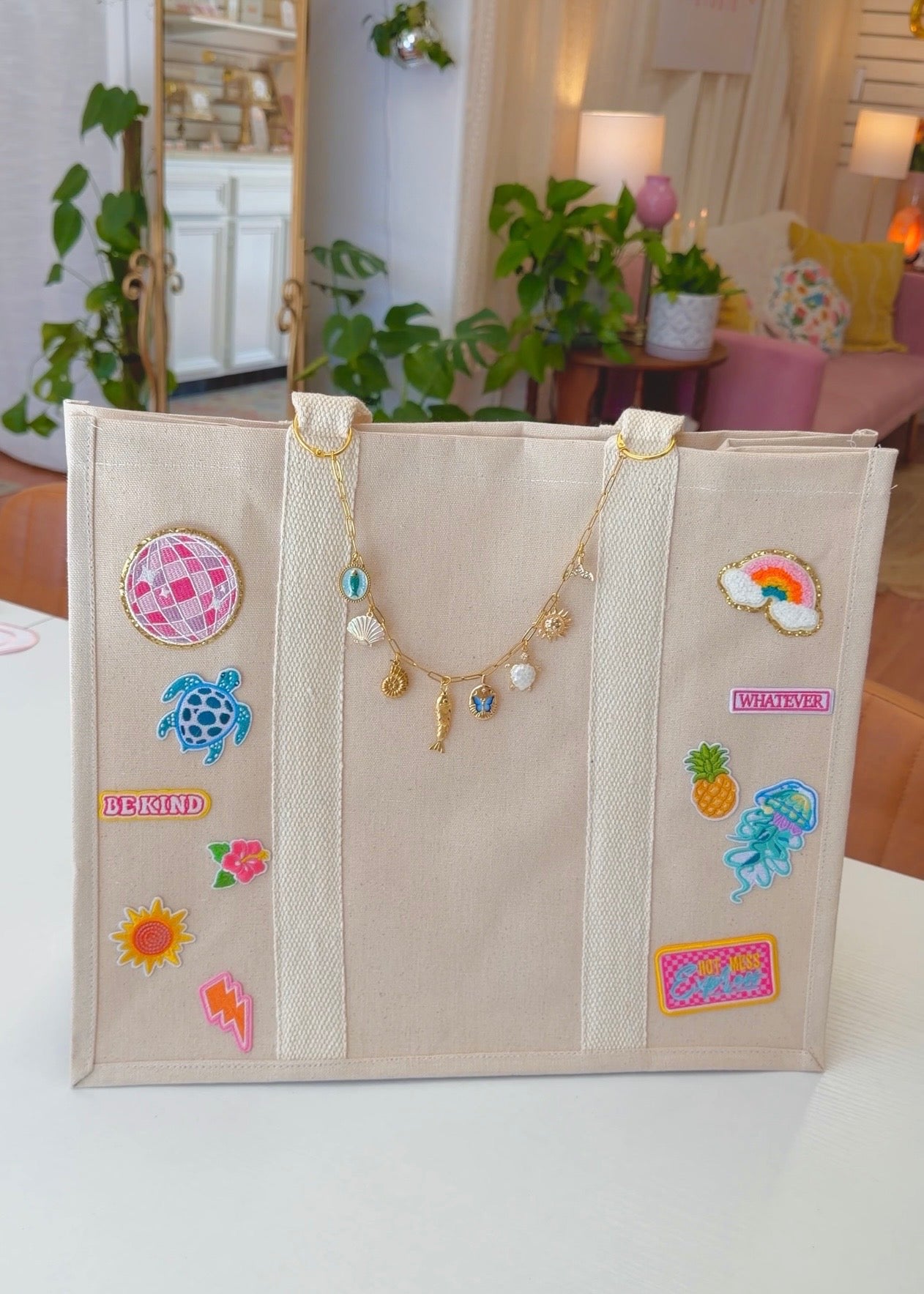 Tote & Charm Night 🌸✨
