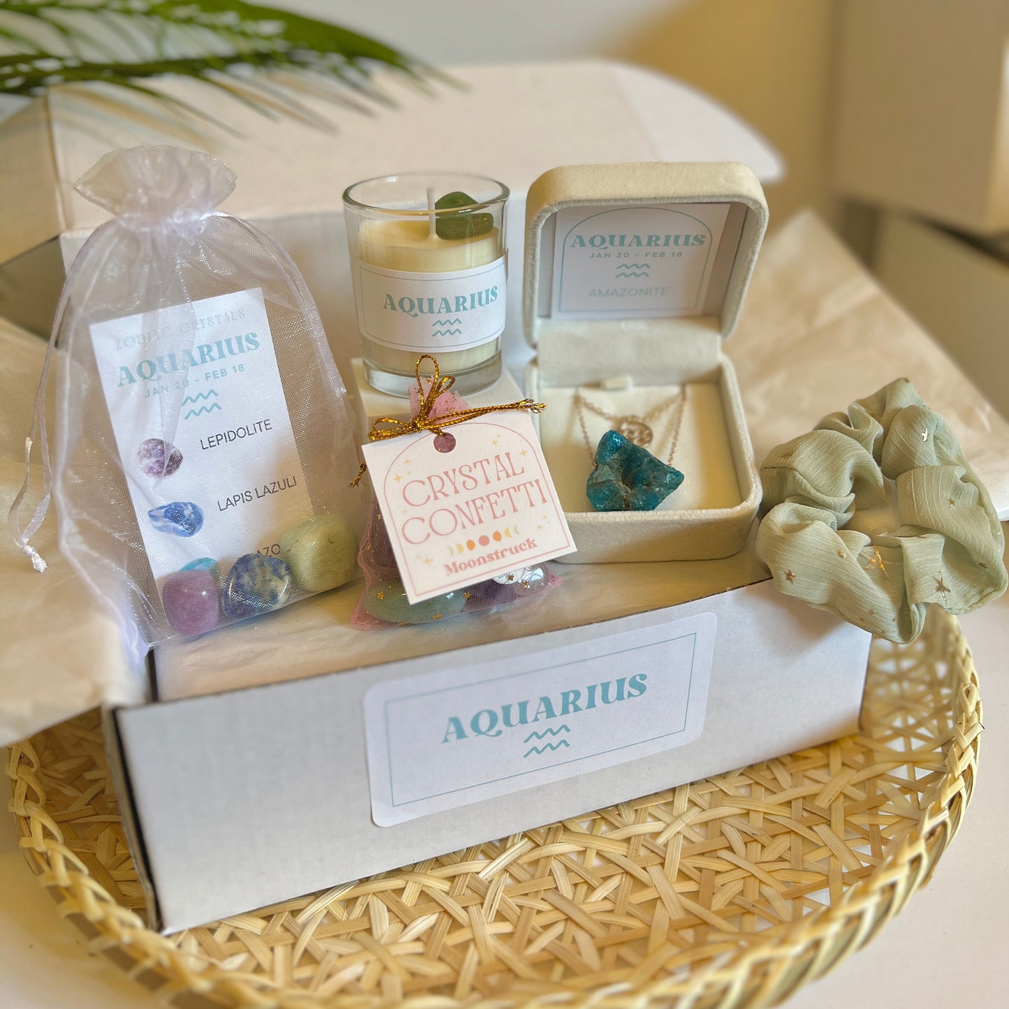 AQUARIUS GIFT BOX