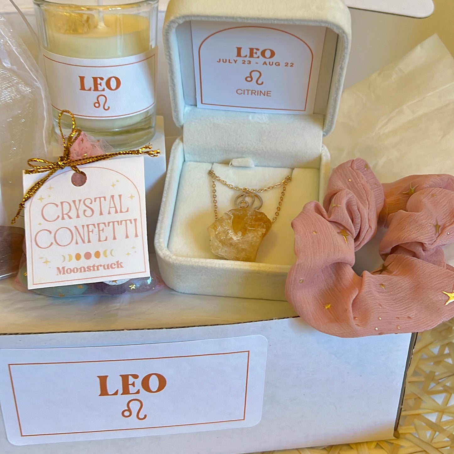 LEO GIFT BOX