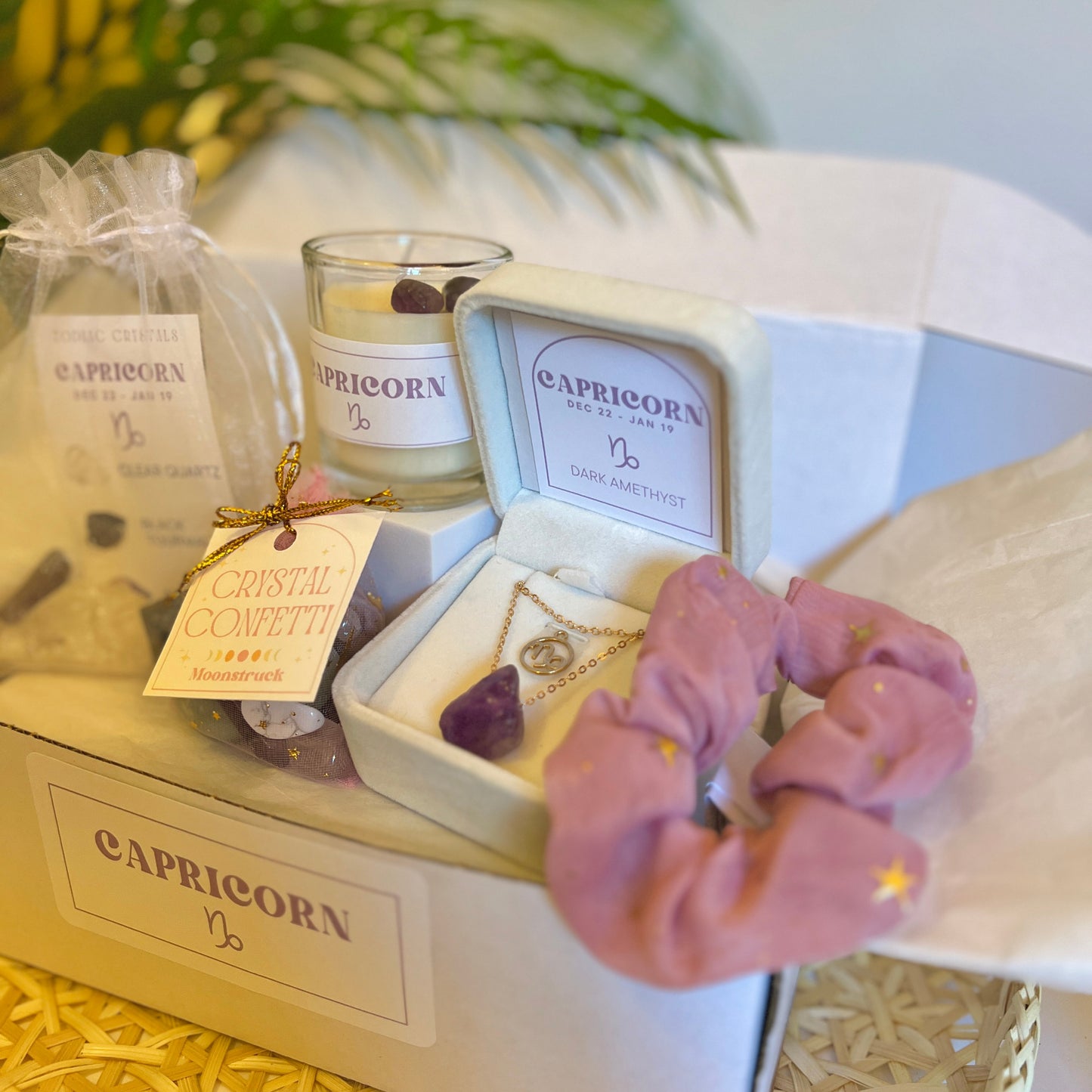 CAPRICORN GIFT BOX